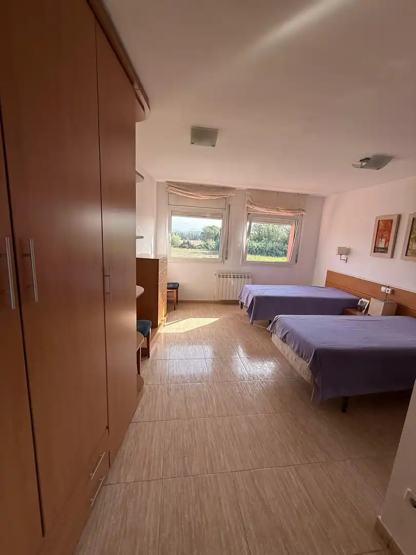 Habitación de Casa o chalet en venta en Eixample - Horta Capallera