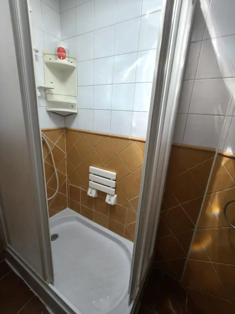Bany de Casa o xalet en venda en Zamora Capital  amb Calefacció, Moblat i Alarma