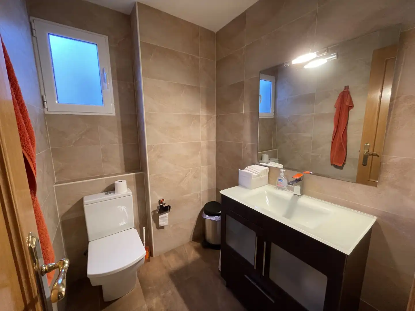Baño de Piso en venta en Valencia con Aire acondicionado, Parquet y Balcón