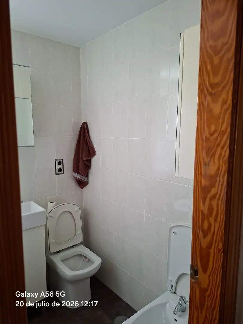 Bathroom of Flat for rent in Cenes de la Vega  with Air Conditioner, Furnished and Oven