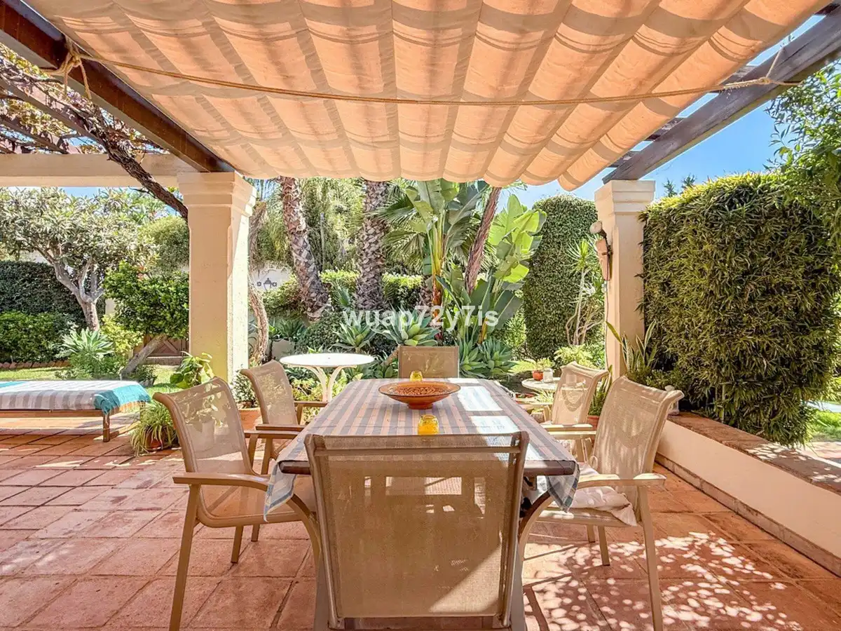 Casa a schiera in vendita a Milla de Oro, imagen 3
