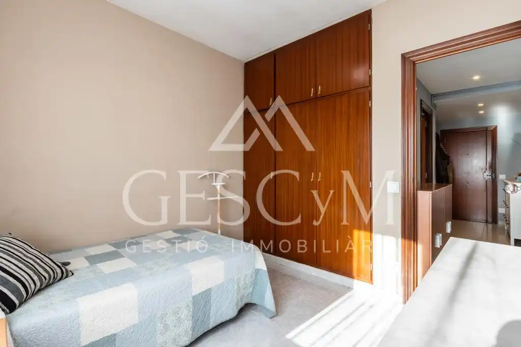 Àtic amb ascensor en venda a Santa Perpètua de Mogoda, imagen 7