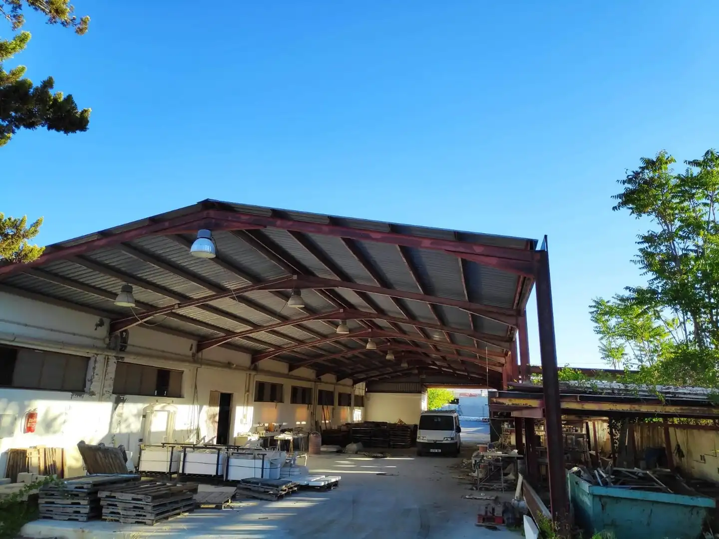 Vista exterior de Nau industrial en venda en Hondón de las Nieves / El Fondó de les Neus