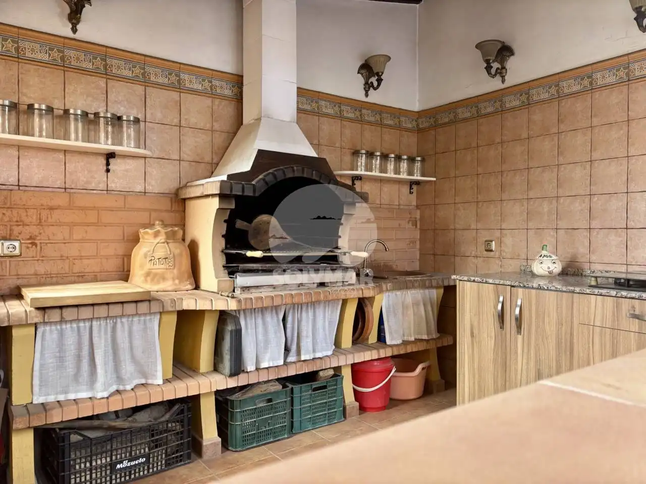 Cuina de Casa o xalet en venda en Vélez-Málaga amb Aire condicionat, Jardí privat i Terrassa