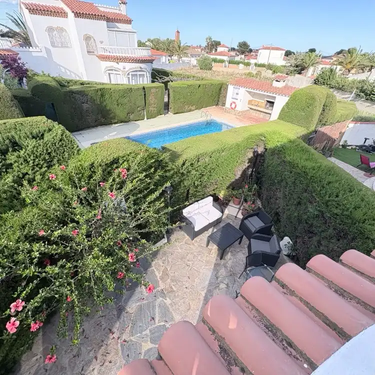 Jardí de Casa o xalet de lloguer en Mont-roig del Camp amb Aire condicionat, Jardí privat i Terrassa
