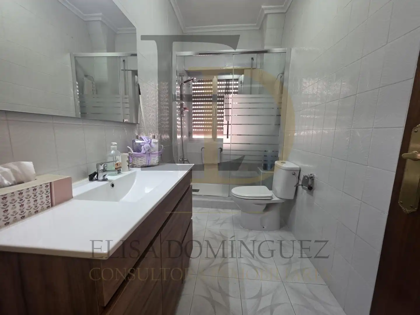 Baño de Piso en venta en Salamanca con Calefacción, Parquet y Amueblado