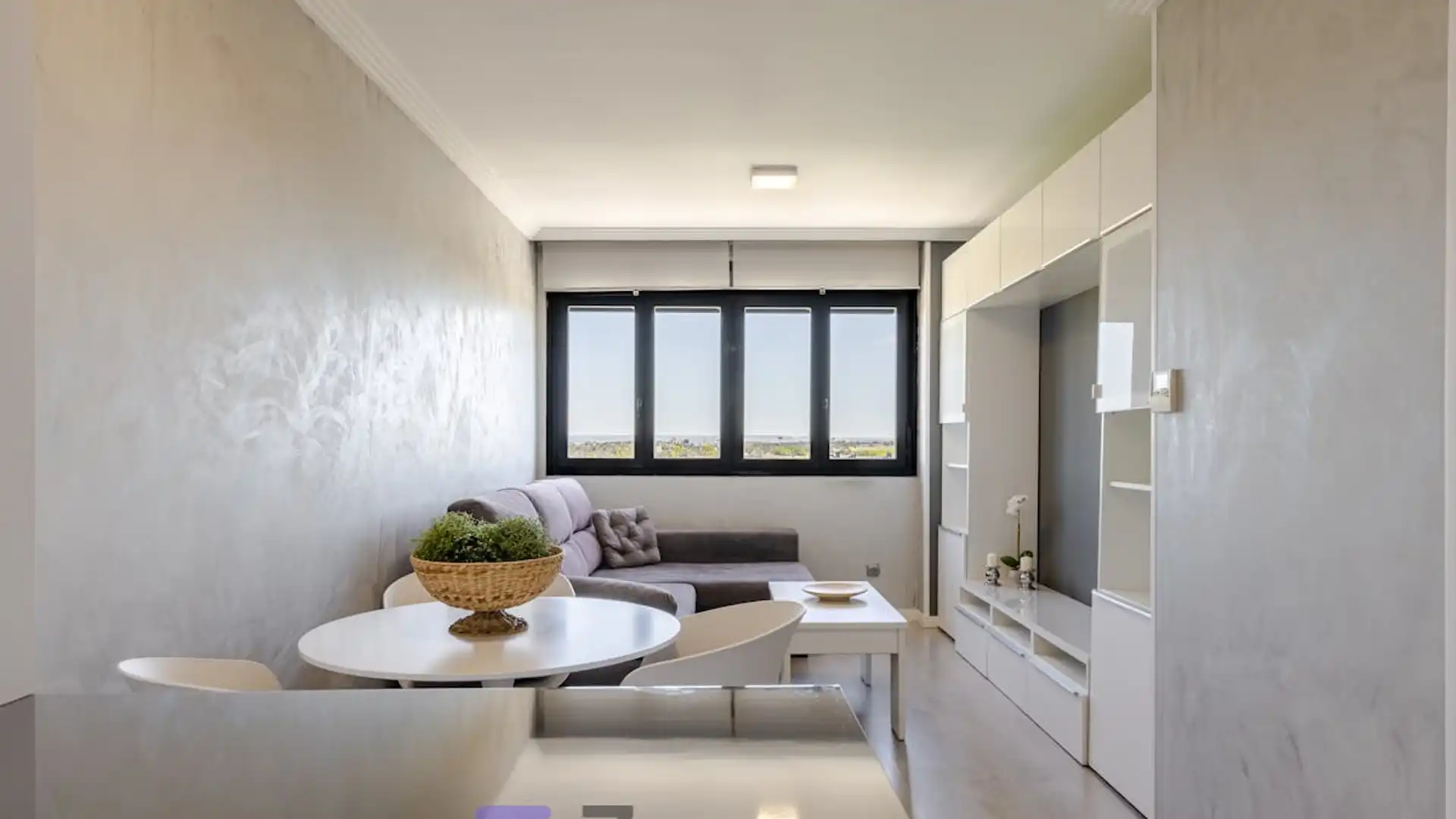 Living room of Flat for rent in Valdemoro  with Air Conditioner, Heating and Parquet flooring