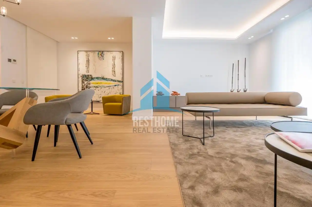 Sala d'estar de Pis en venda en Madrid amb Aire condicionat, Moblat i Balcó