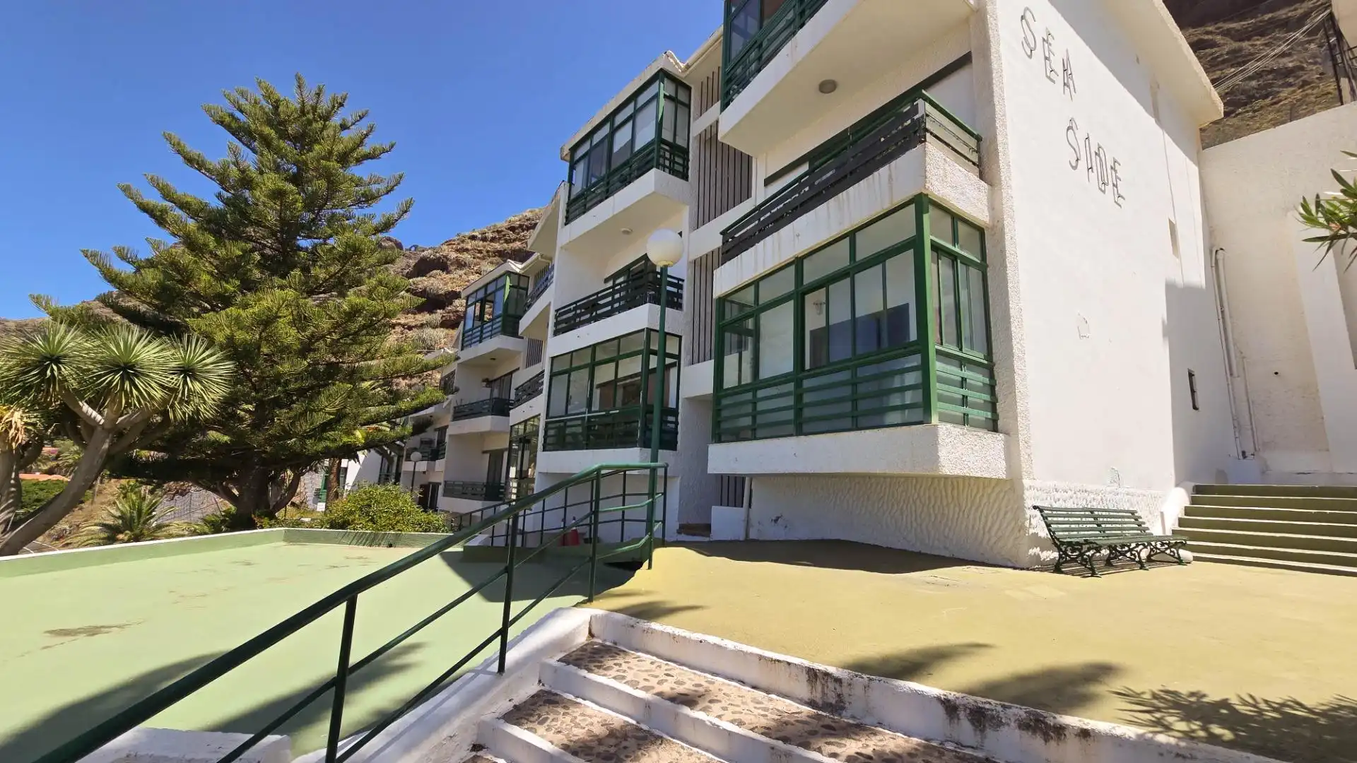 Exterior view of Flat for sale in San Cristóbal de la Laguna  with Terrace and Community pool