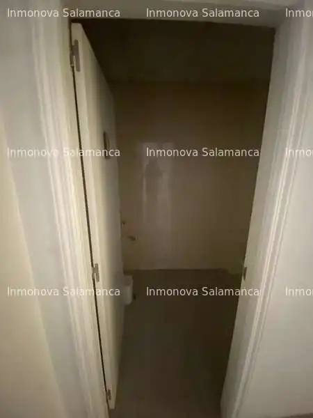 Office for sale in Salamanca