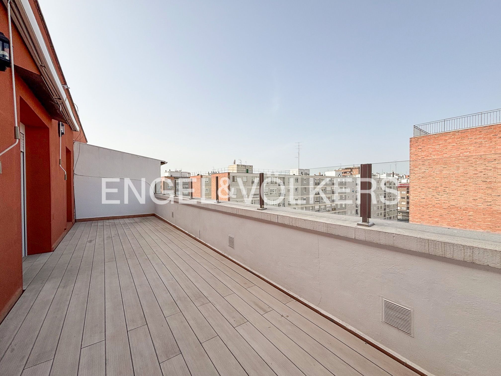 Terrace of Attic for rent in  Madrid Capital  with Air Conditioner, Heating and Terrace