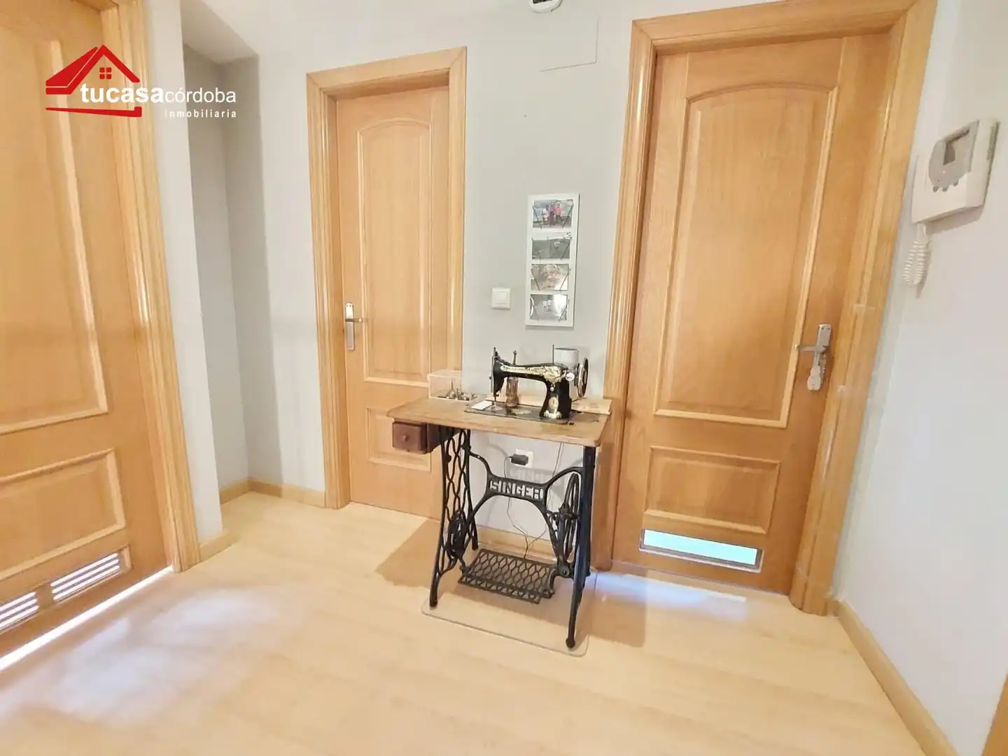 Houses for sale in Córdoba  with Air Conditioner and Swimming Pool