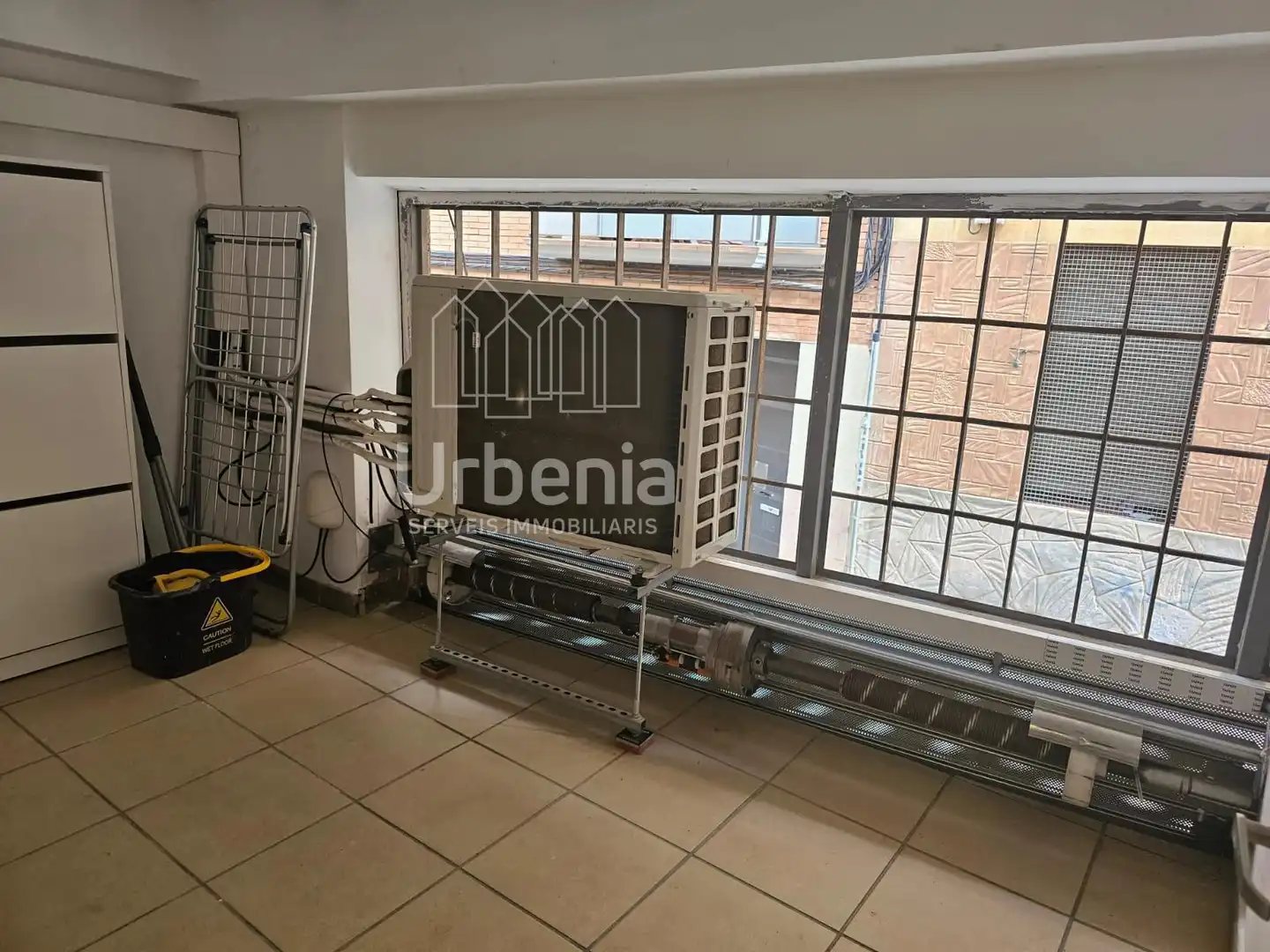 Local comercial en venda a Cerdanyola, imagen 28