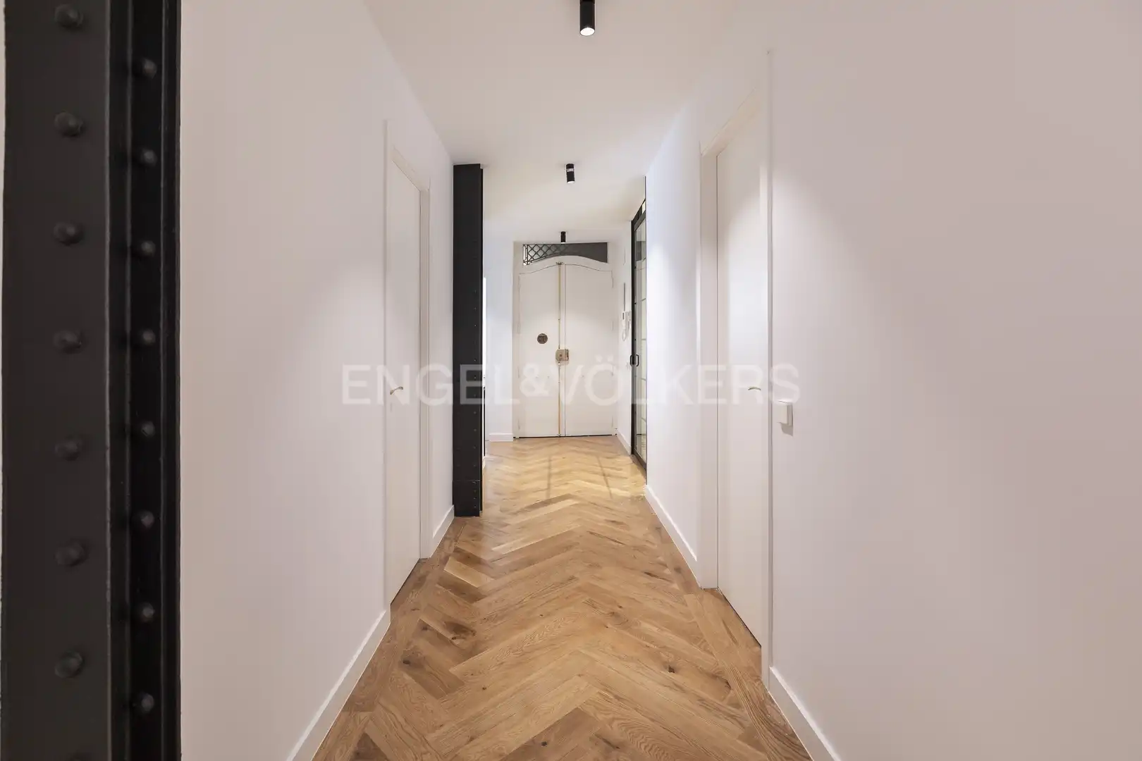 Wohnung zum Verkauf in Madrid mit Klimaanlage, Heizung und Möbliert