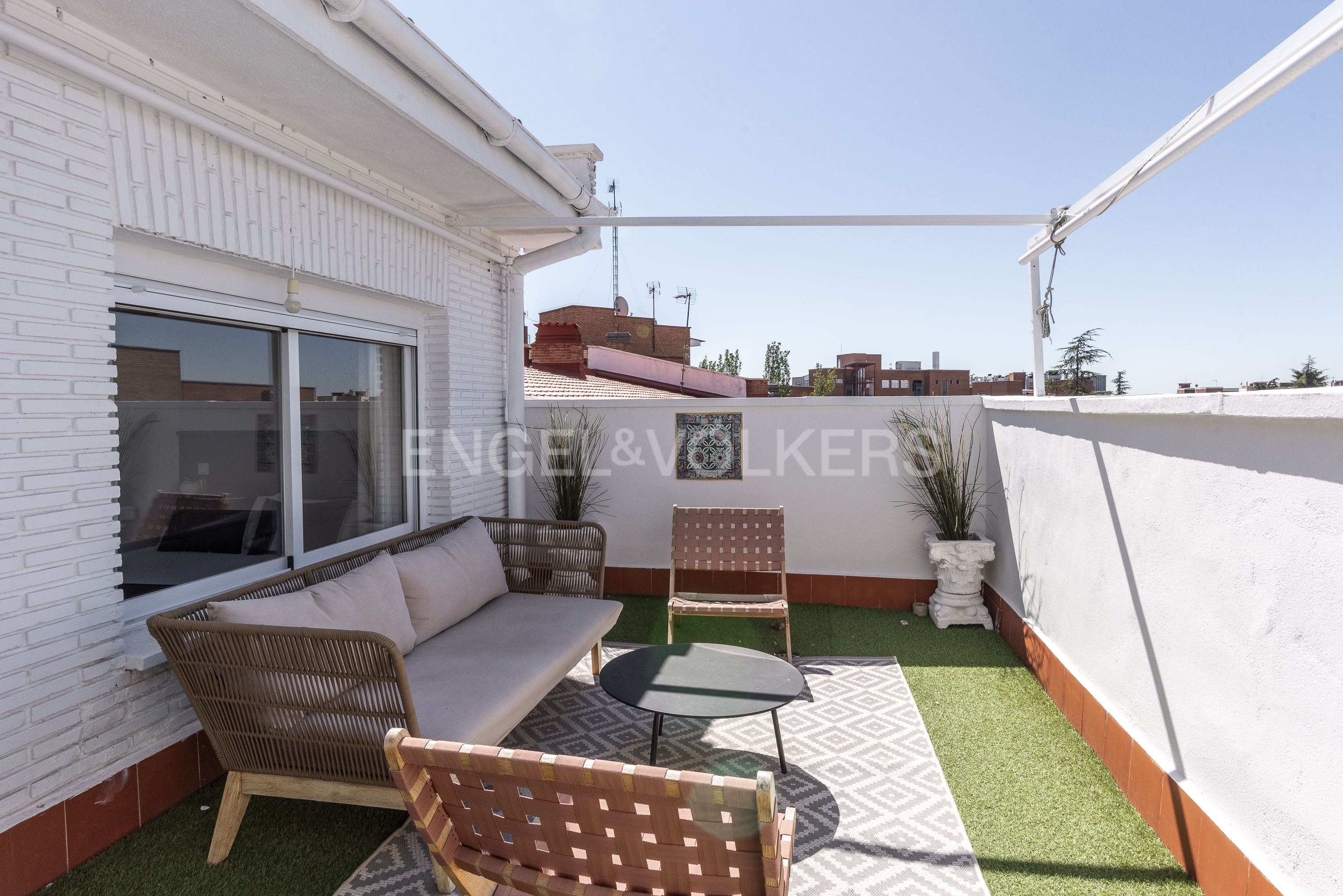 Terrace of Attic to rent in  Madrid Capital  with Air Conditioner, Heating and Terrace