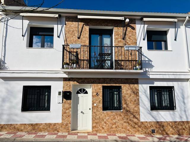 Piso en Alquiler en Calle ANDALUCIA en Villa de Otura