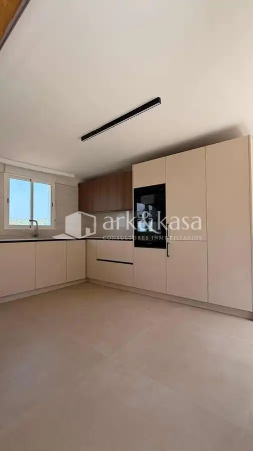 Cocina de Casa o chalet de alquiler en Sagunto / Sagunt con Aire acondicionado, Jardín privado y Terraza