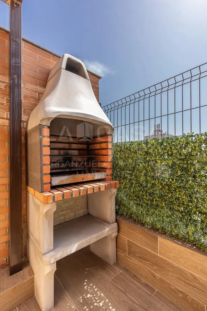 Terrassa de Dúplex en venda en Ciudad Lineal