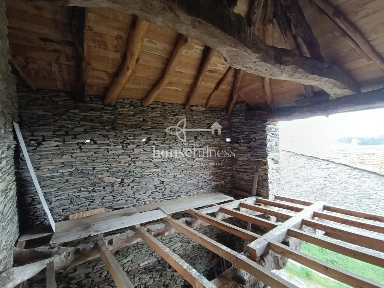 Finca rústica en venta en Lugo con Calefacción y Jardín privado