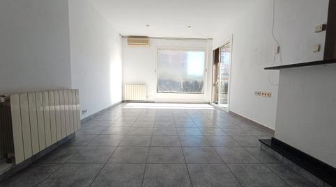 Foto 3 de Pis en venda a Carrer de Buenos Aires, Montgat, Barcelona