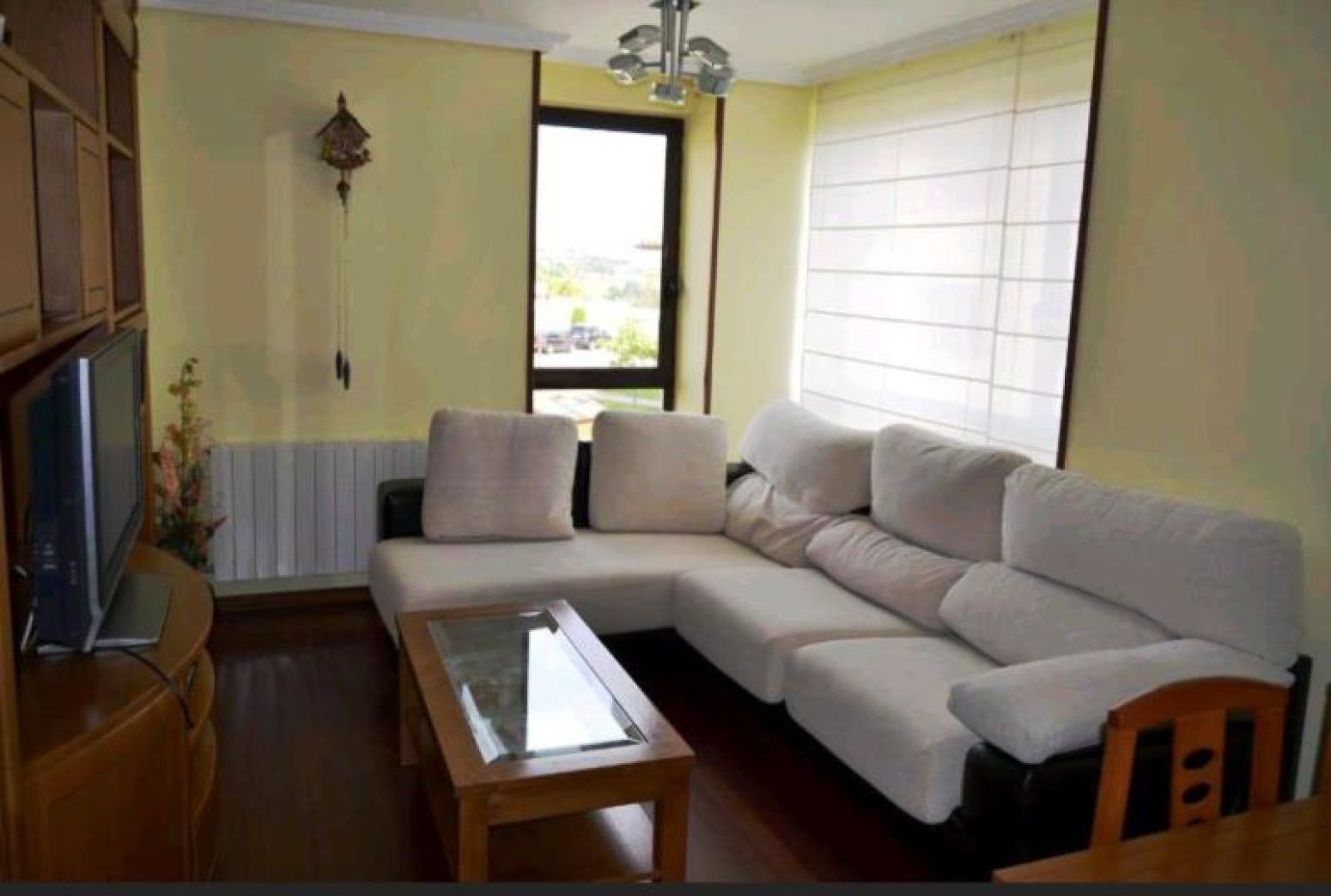 Sala d'estar de Pis en venda en Reocín amb Calefacció, Parquet i Terrassa