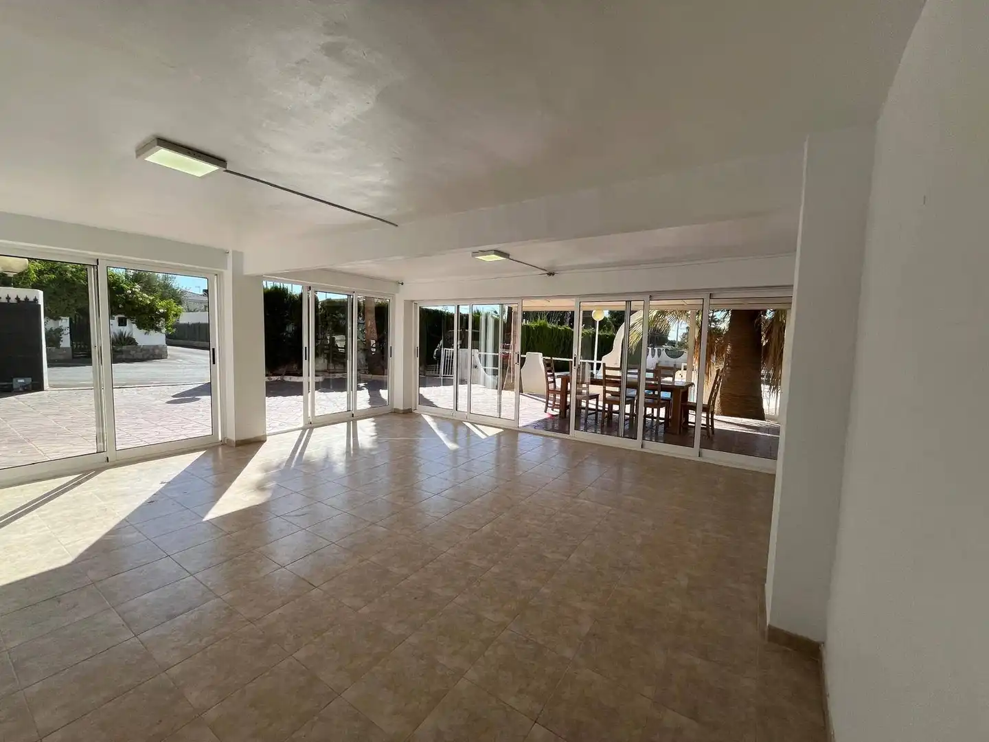 Casa o chalet en venta en Elche / Elx con Aire acondicionado, Jardín privado y Trastero