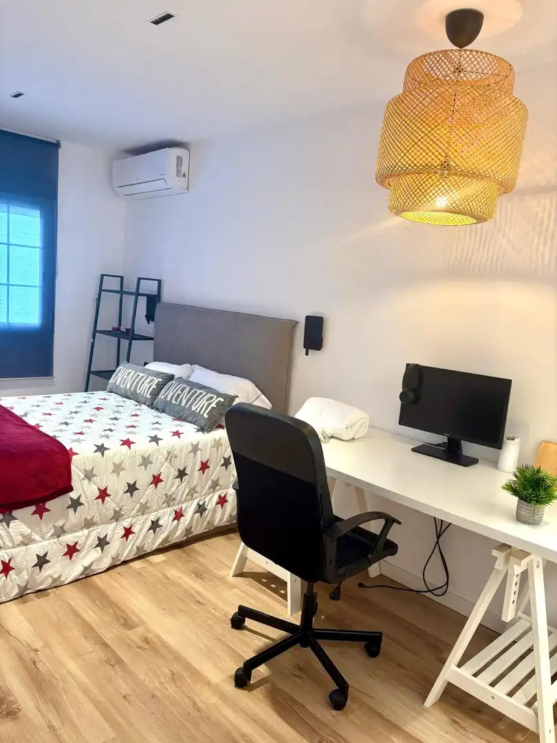 Dormitori de Casa o xalet en venda en Aldaia amb Terrassa