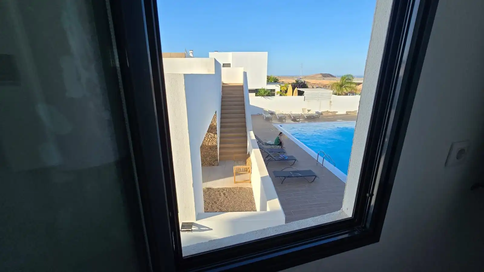 Piscina de Casa adosada en venta en La Oliva