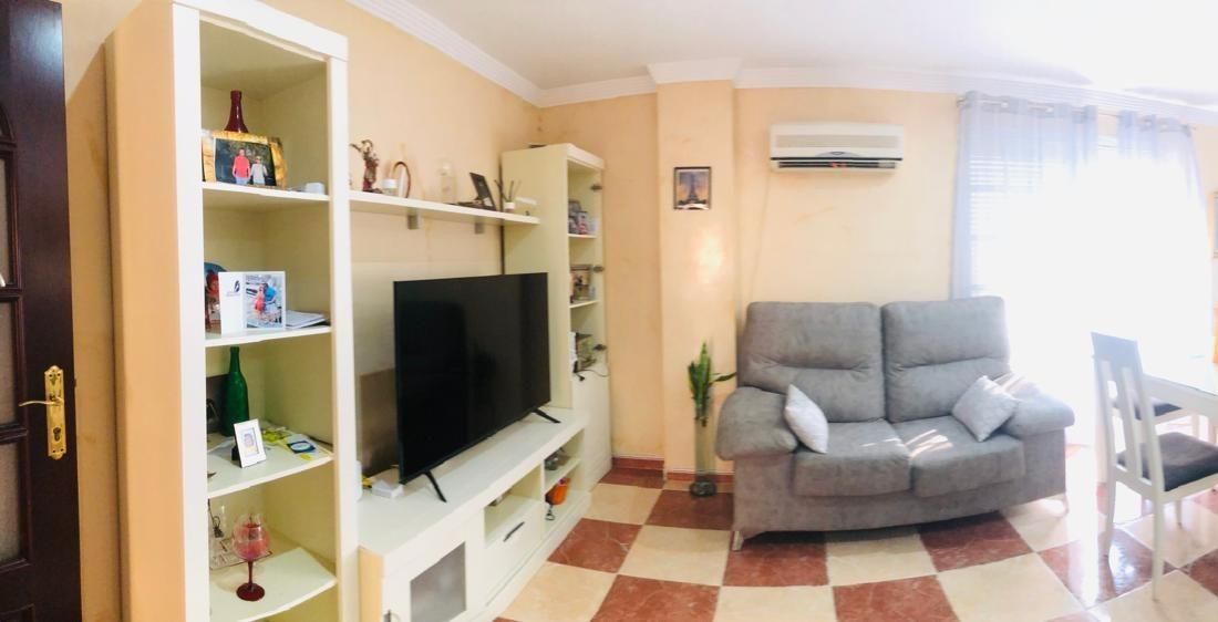 Sala d'estar de Pis en venda en Arahal amb Aire condicionat