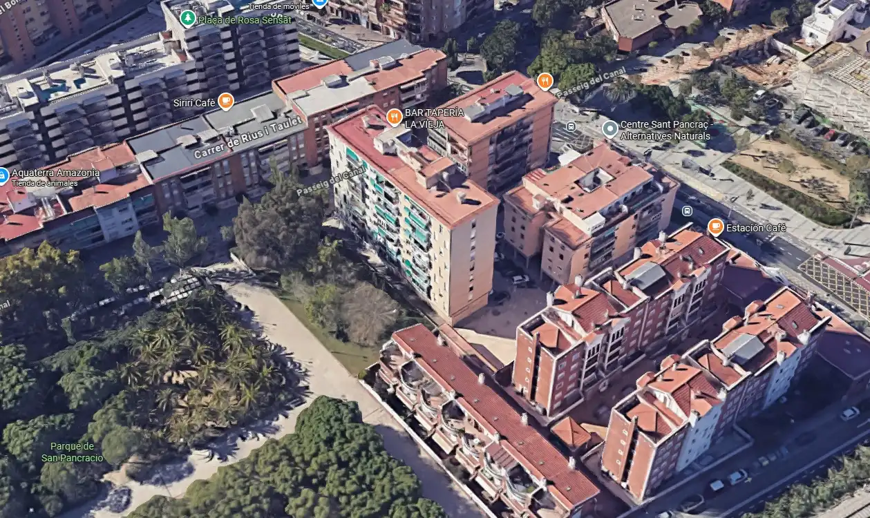 Vista exterior de Piso en venta en Sant Joan Despí