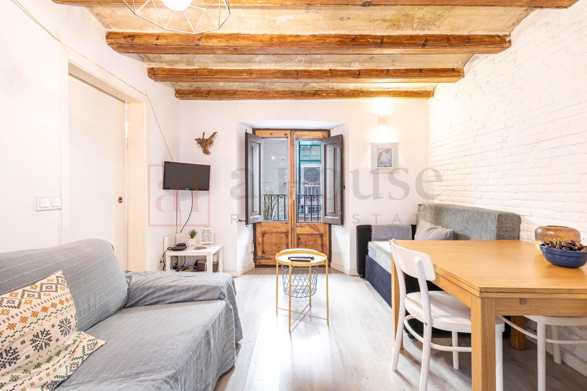 Vista exterior de Piso en venta en  Barcelona Capital con Aire acondicionado, Parquet y Balcón