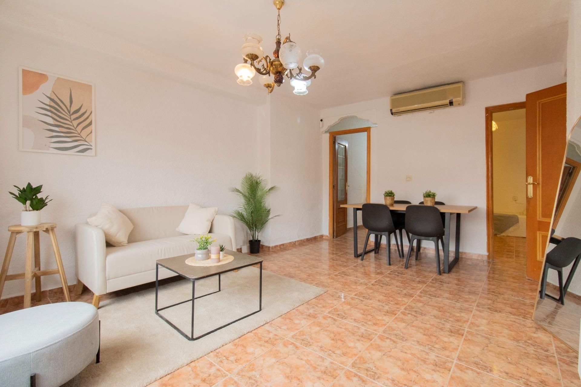 Wohnzimmer von Wohnung zum Verkauf in Meliana mit Klimaanlage und Alarm