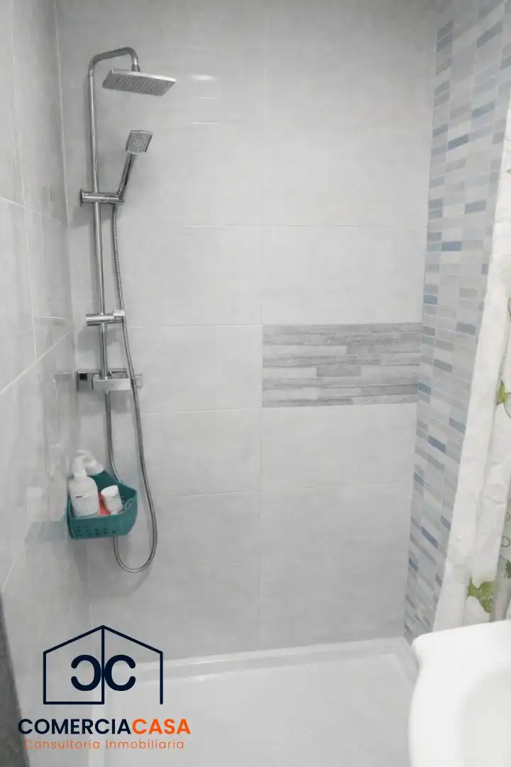 Bathroom of Houses for sale in Granada  with Terrace and Storage room