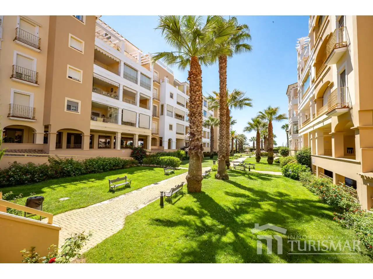 Außenansicht von Wohnungen zum Verkauf in Ayamonte mit Terrasse, Möbliert und Gemeinschaftspool
