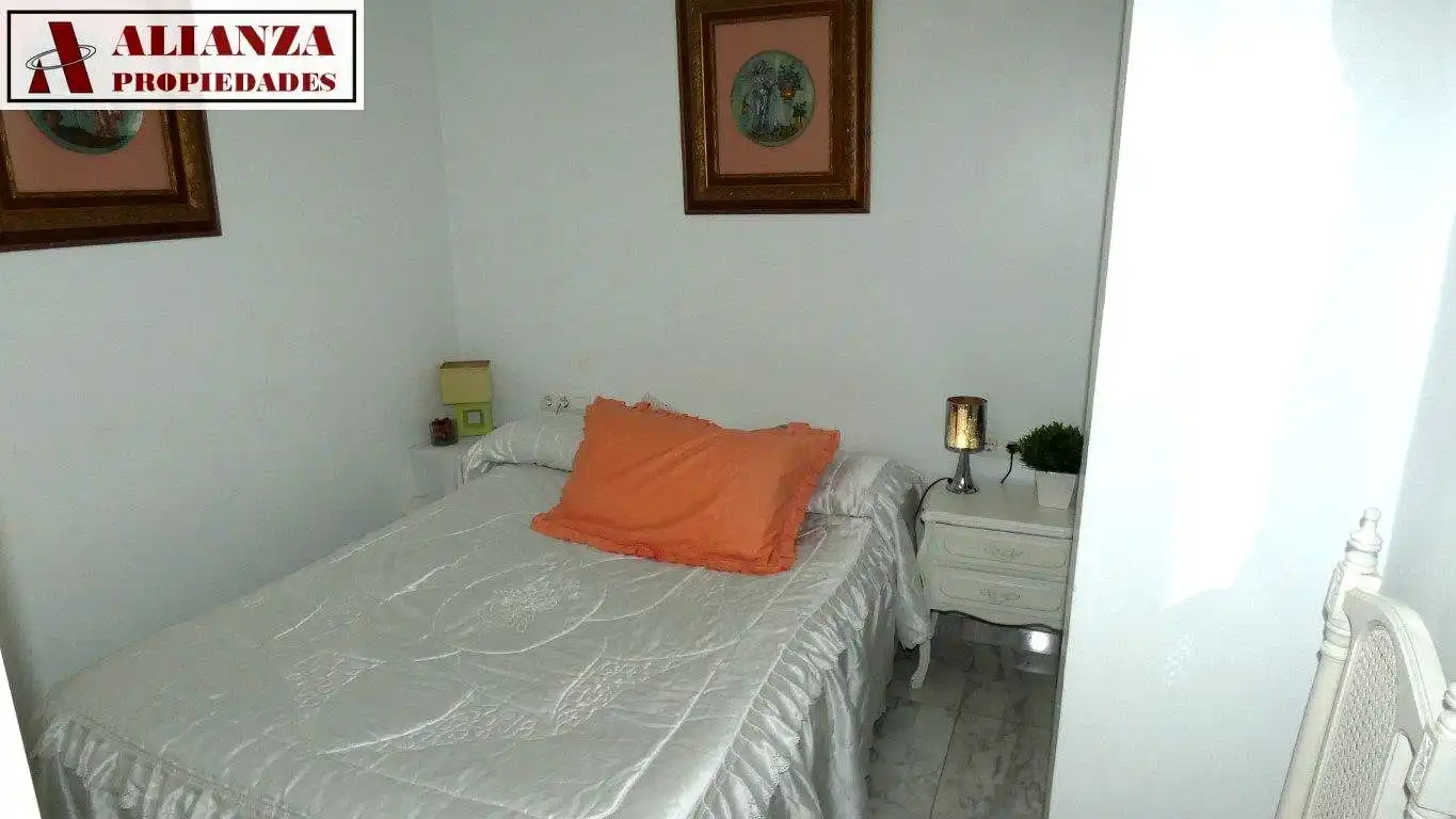 Bedroom of Flat for sale in Málaga  with Air Conditioner, Terrace and Furnished