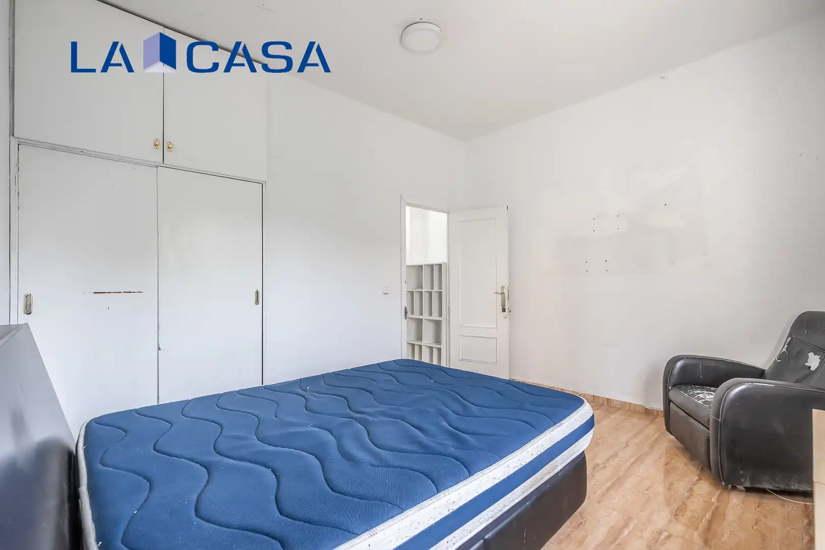 Bedroom of Flat for sale in Madrid