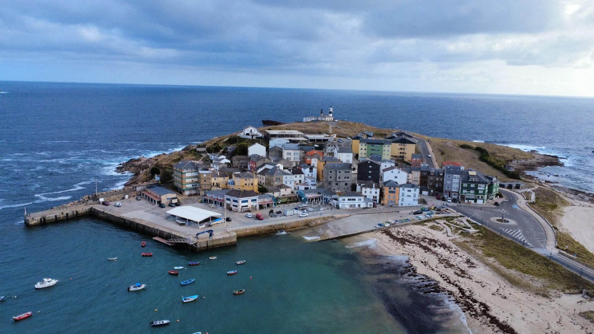 Vista exterior de Casa o xalet en venda en Cervo amb Terrassa, Traster i Balcó