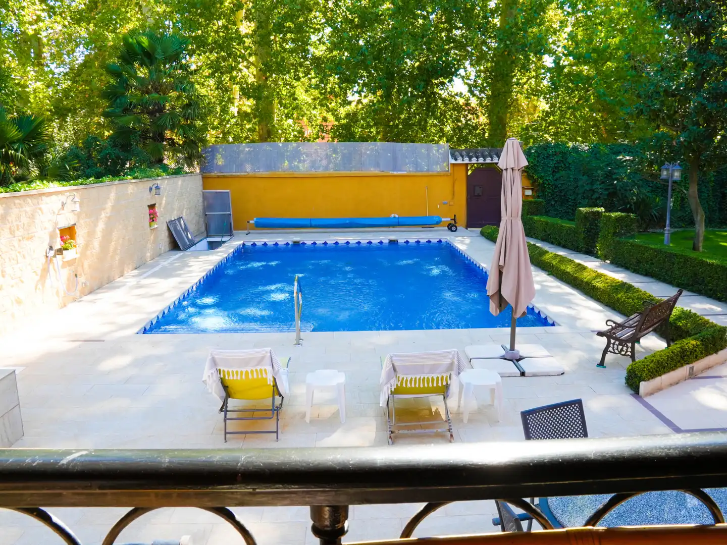 Piscina de Casa o chalet en venta en Aranjuez con Aire acondicionado, Calefacción y Jardín privado