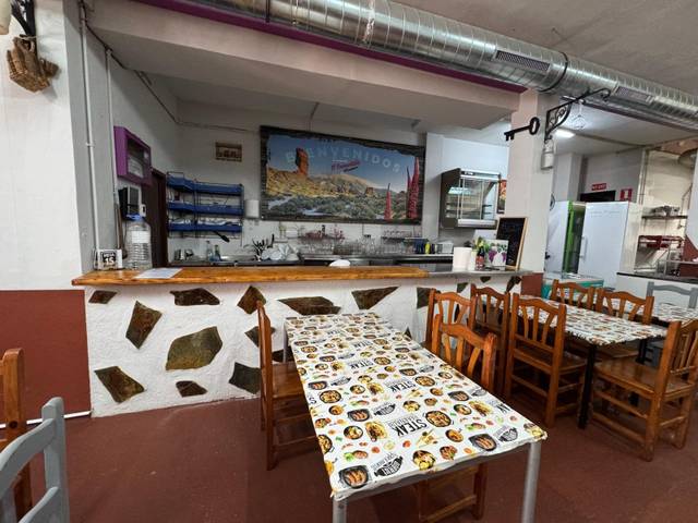 Local comercial en Alquiler en La Cuesta -Finca España