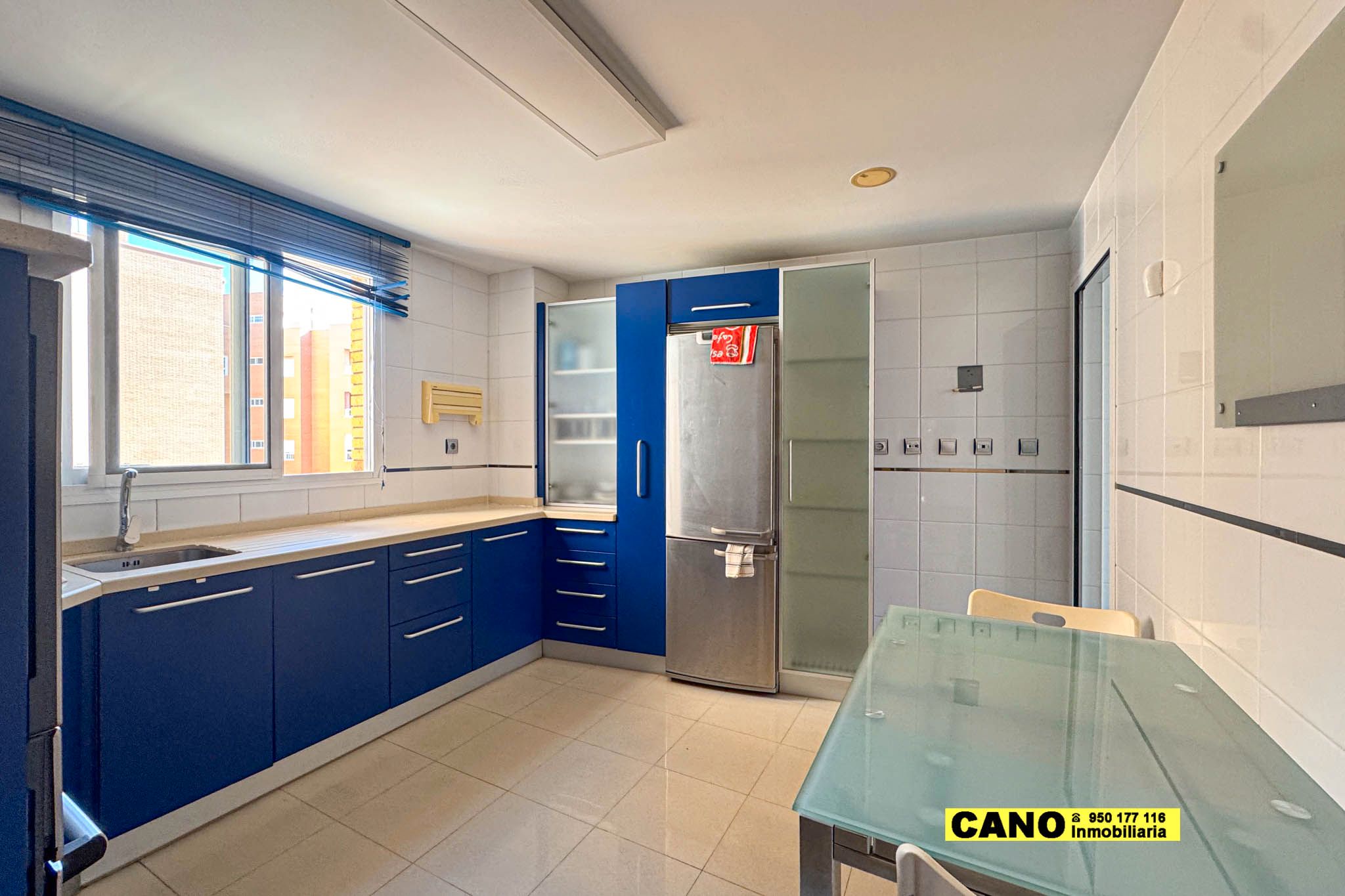 Kitchen of Flat for sale in  Almería Capital  with Air Conditioner, Heating and Terrace