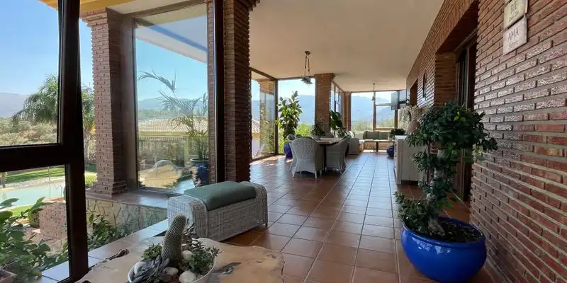 Terrassa de Casa o xalet en venda en Loja amb Aire condicionat, Jardí privat i Terrassa