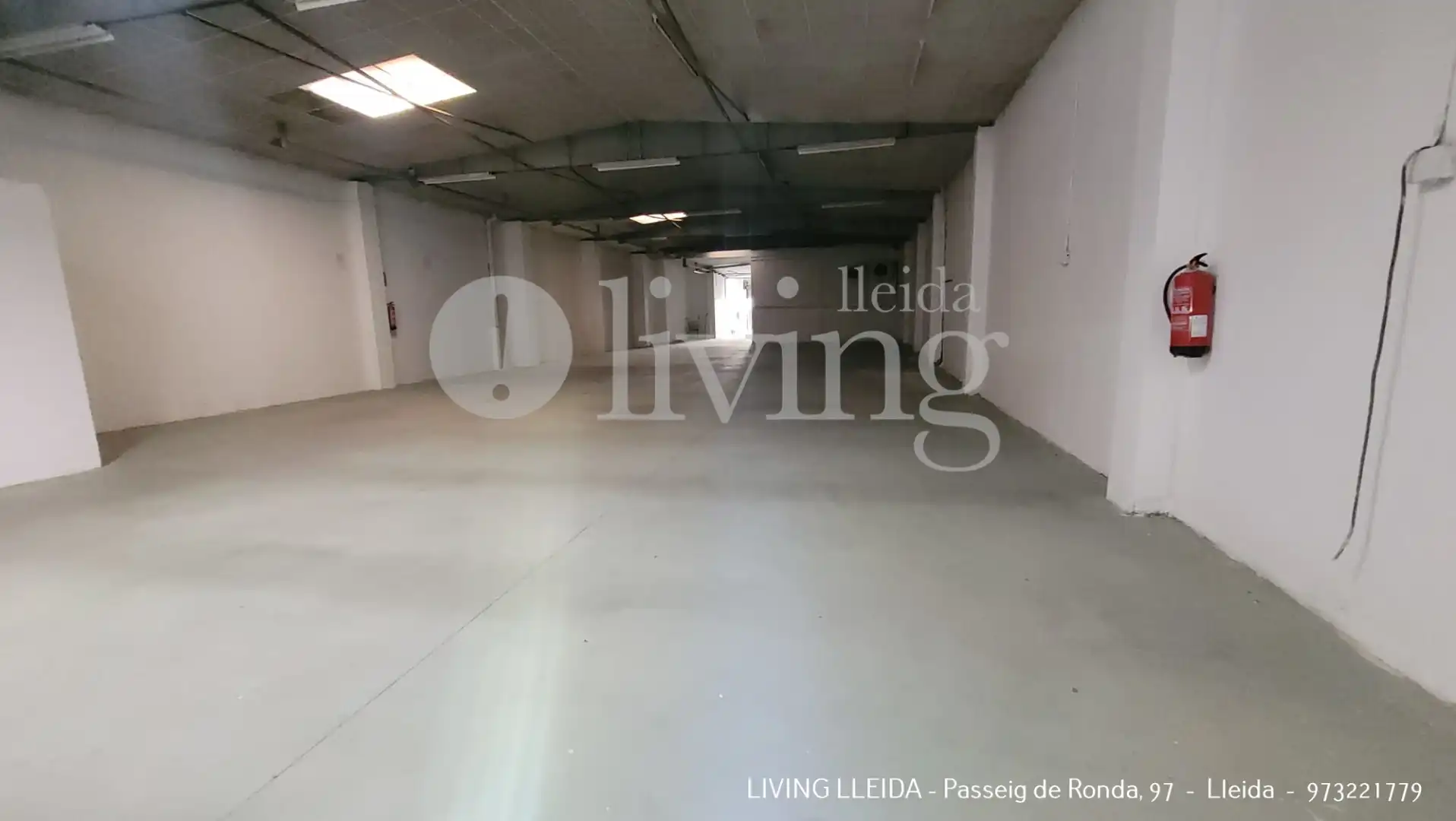 Nau industrial en venda en Lleida