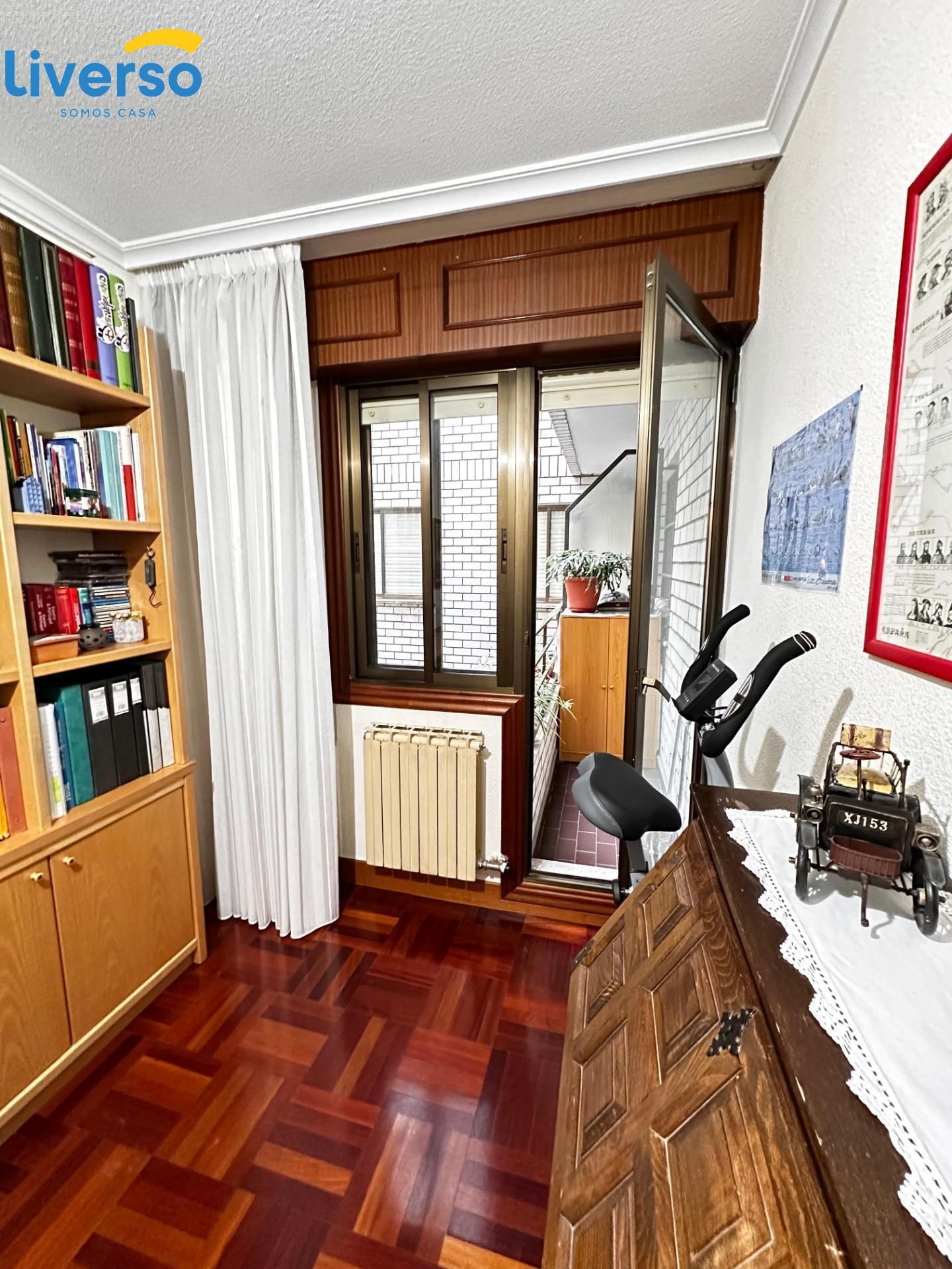 Habitación de Piso en venta en Aranda de Duero con Terraza, Trastero y Amueblado