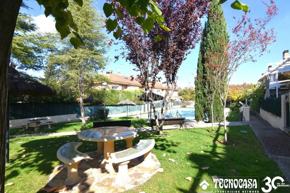 Casa adosada en venta en Centro