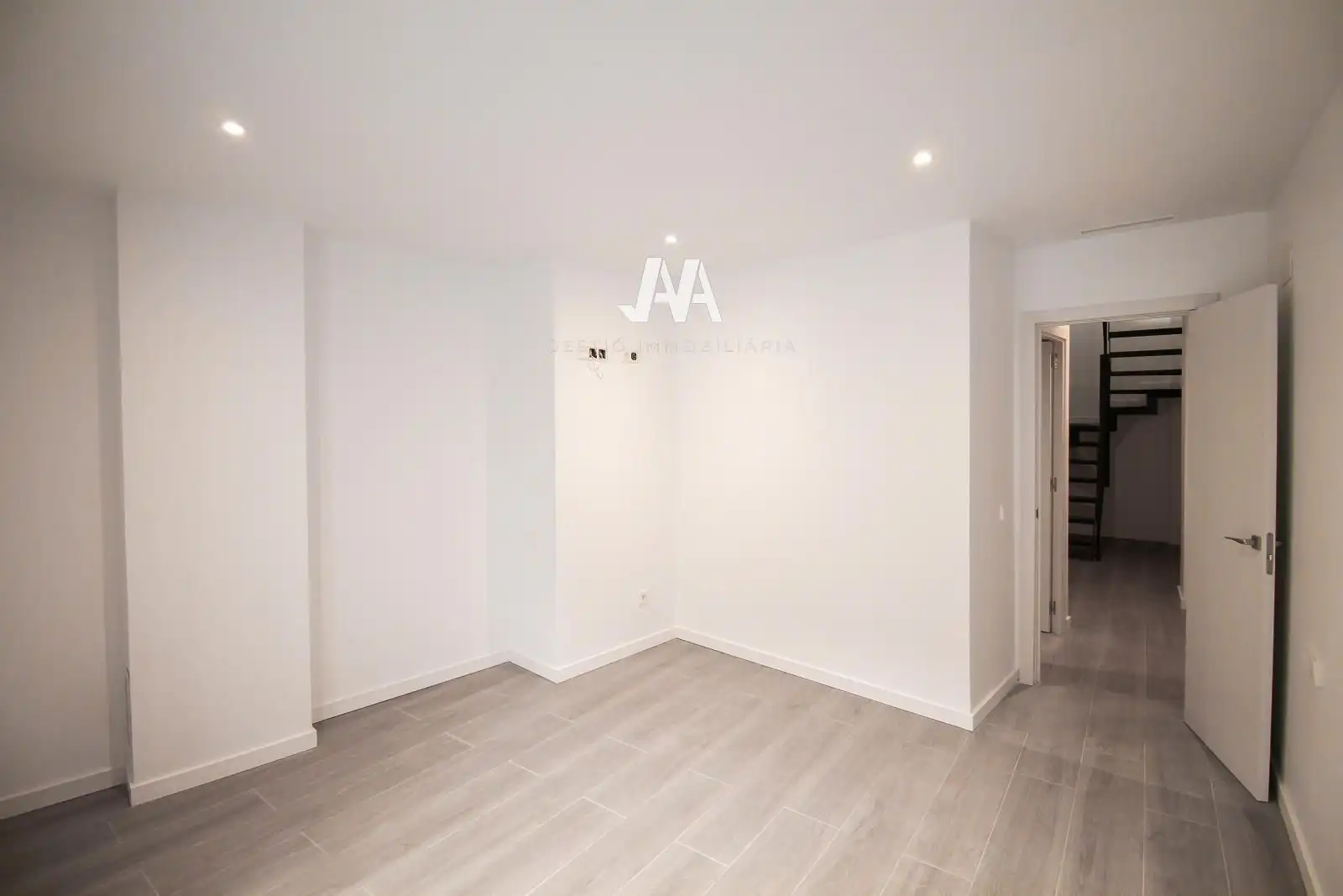 Dúplex en venta en Igualada con Calefacción, Terraza y Horno