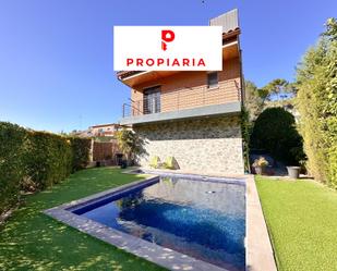 Exterior view of House or chalet for sale in Martorell  with Air Conditioner, Private garden and Terrace