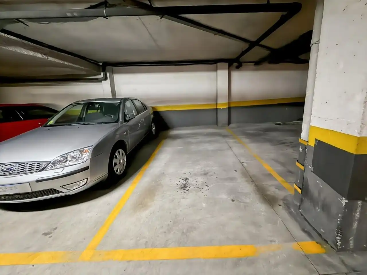 Parking de Piso en venta en Madrid con Aire acondicionado, Calefacción y Piscina comunitaria