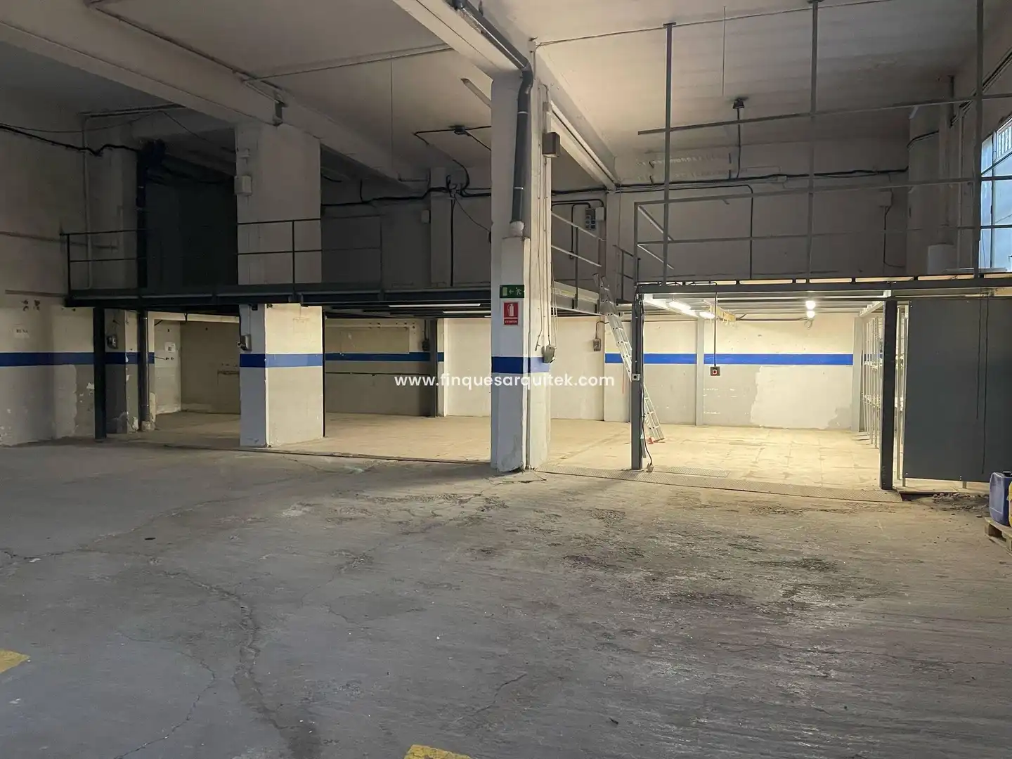 Local comercial en venda a Calle CORTS CATALANES, imagen 11