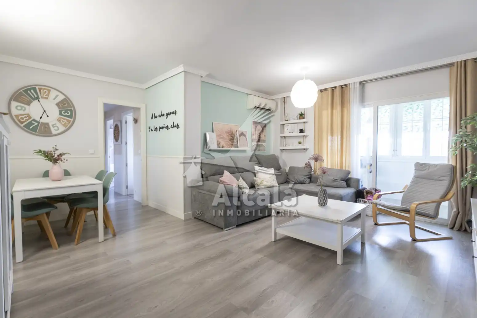 Living room of Flat for sale in Alcalá de Henares  with Heating and Terrace