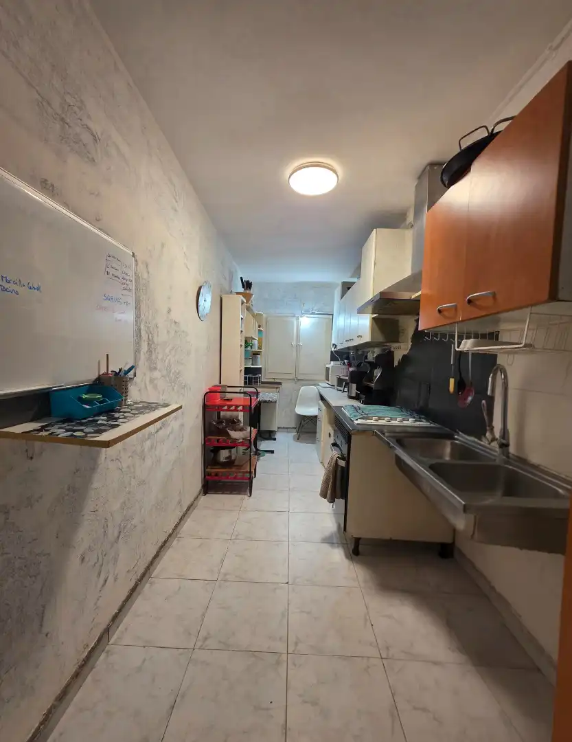 Cocina de Local en venta en Barcelona con Aire acondicionado, Parquet y Amueblado